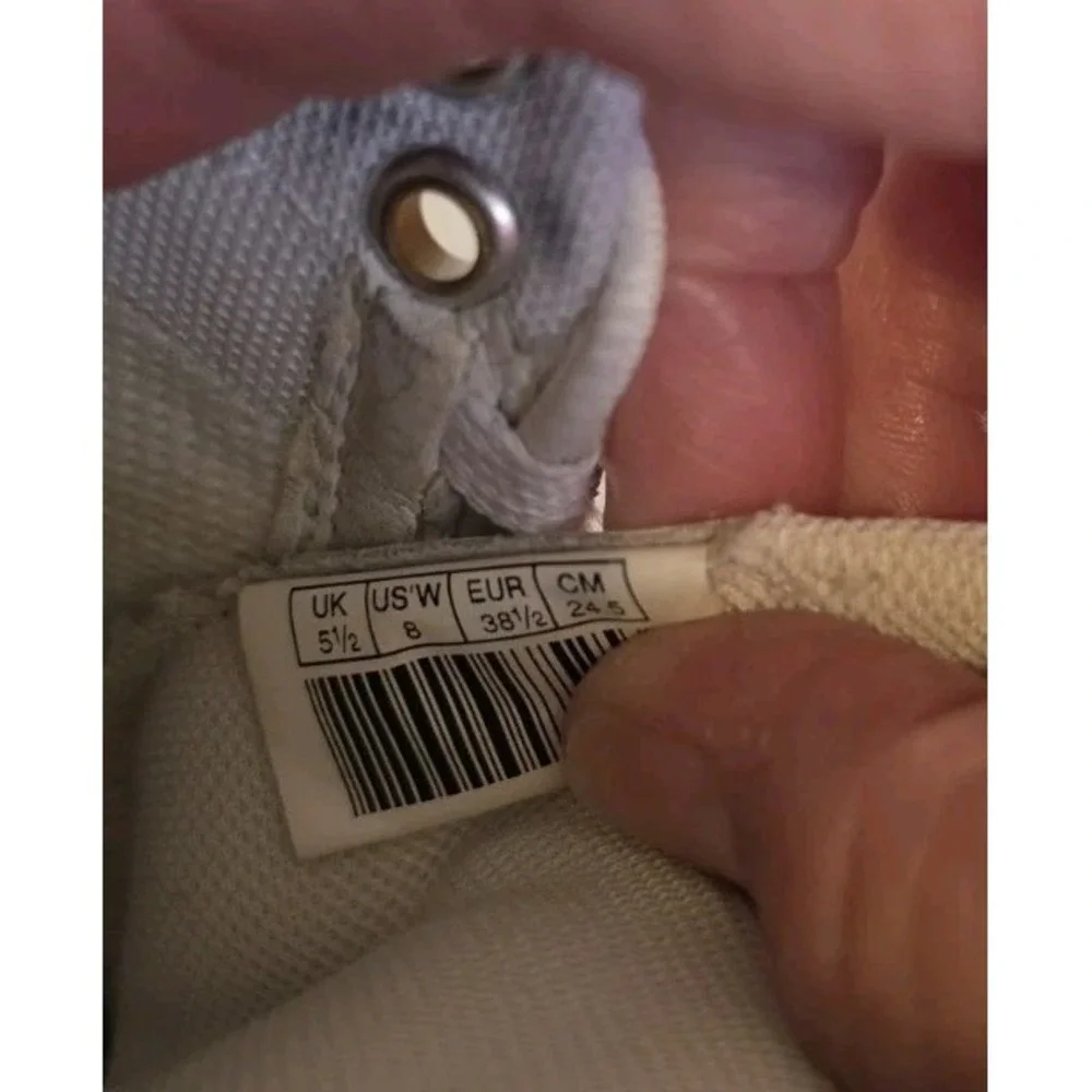 Puma Speed Cat Womens Size US W8 Low White Leather W Gold Netting Sneakers‎